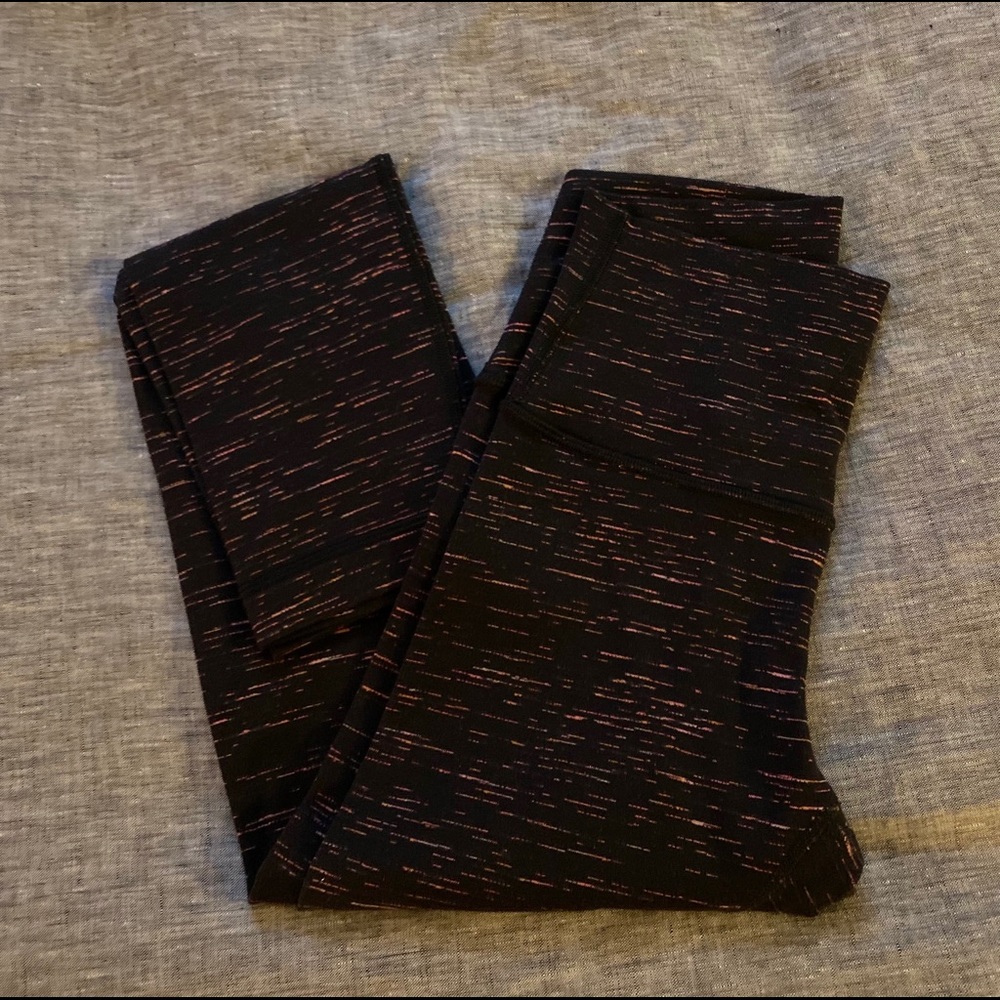 Lululemon 7/8 Wunder Under Pants - Size 4